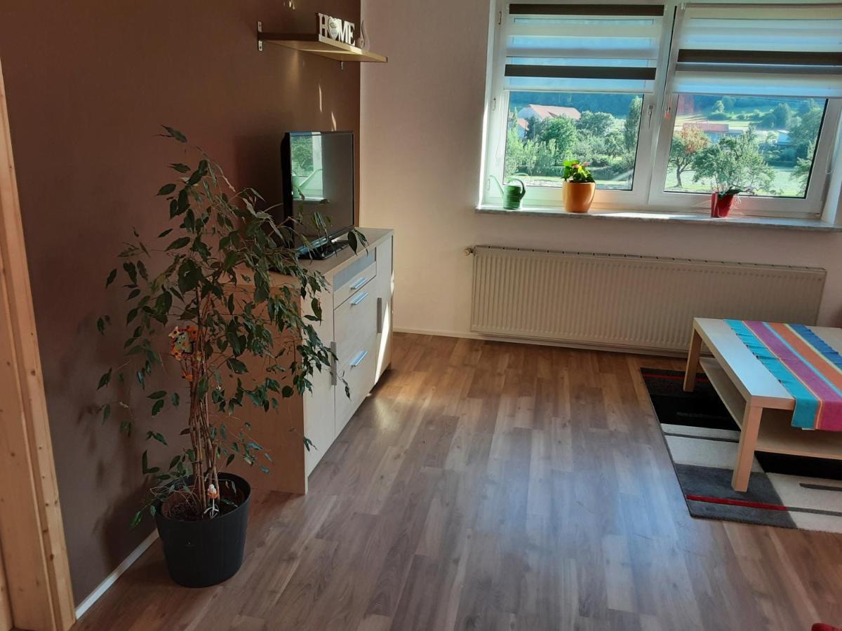 Apartment - Ferienwohnung 2 Treffen Am Ossiachersee エクステリア 写真